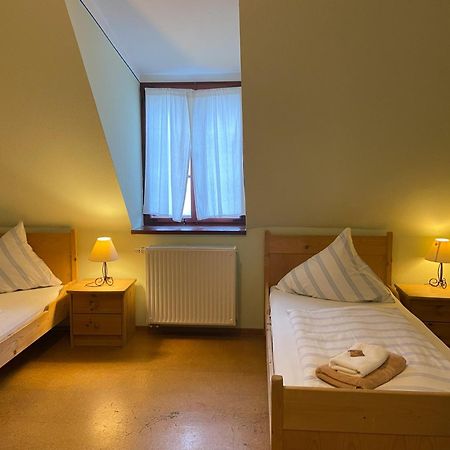 Отель Rittergut Nickelsdorf Экстерьер фото